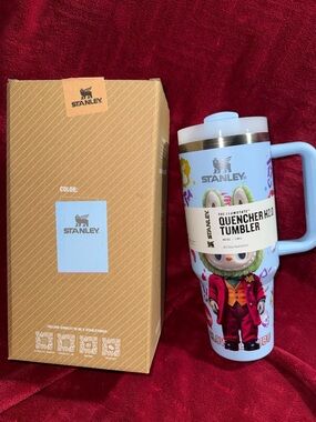 Stanley Quencher H2.0 40 oz. Blue Tumbler w/ Joker & Character Art- New